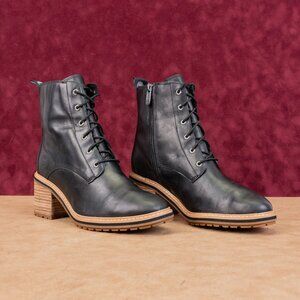 Timberland Women Sienna Black Leather Zip Lace Lug Combat Ankle Boots sz 9.5